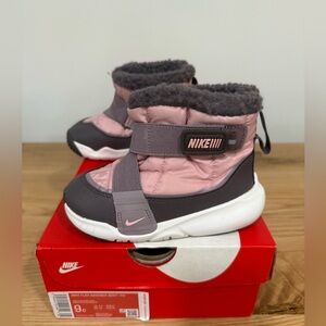 Nike Kids Flex Advance Boot - Pink and Purple Gray